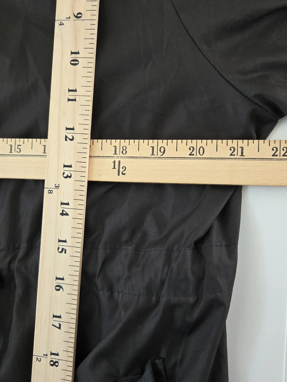 Solid Black Lightweight Hooded Rain Anorak Utility Jacket Zip Close-Size L